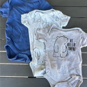 Gerber Blue and Gray Bear Print Bodysuits